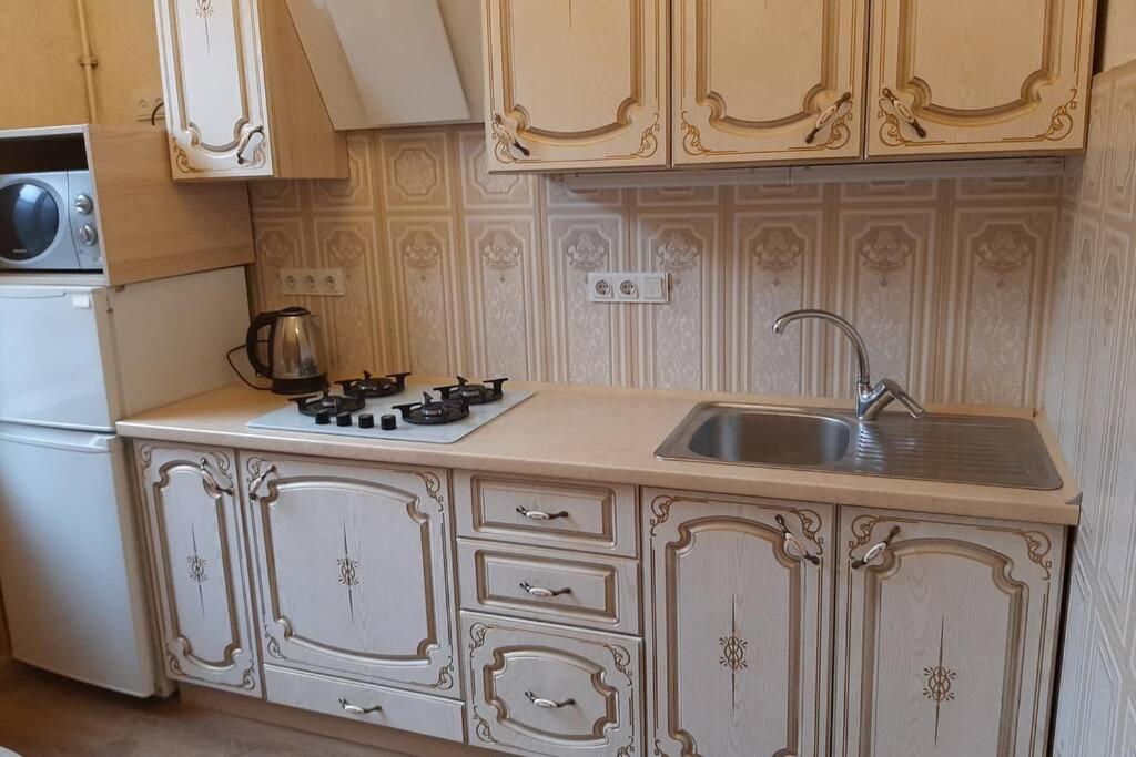 Квартира Возле Оперы Lviv Ngoại thất bức ảnh