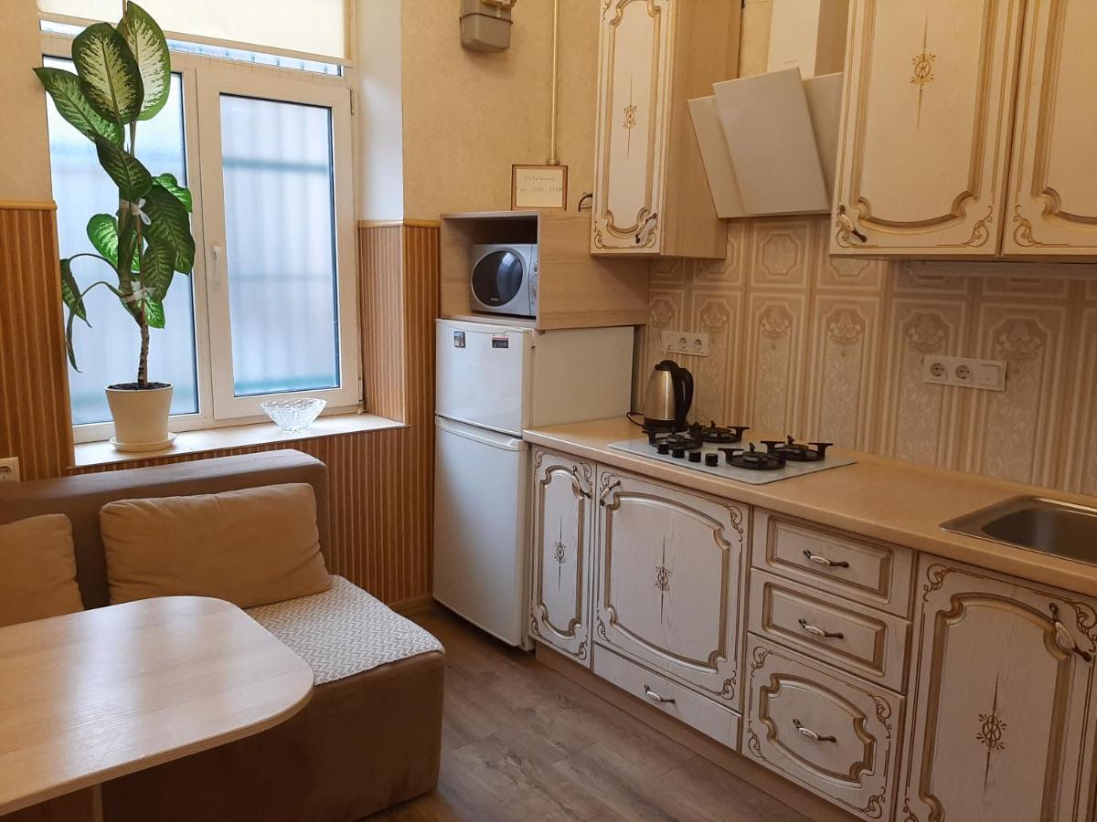 Квартира Возле Оперы Lviv Ngoại thất bức ảnh