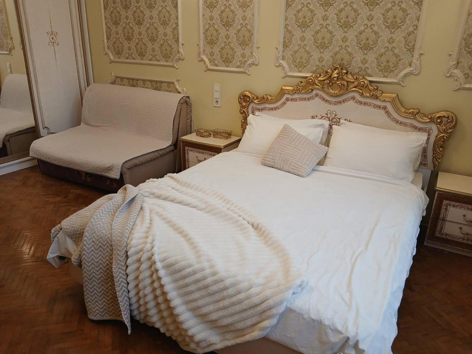 Квартира Возле Оперы Lviv Ngoại thất bức ảnh